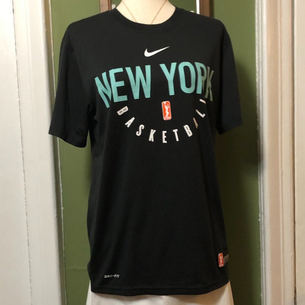 nike  medium black tee-short unisex